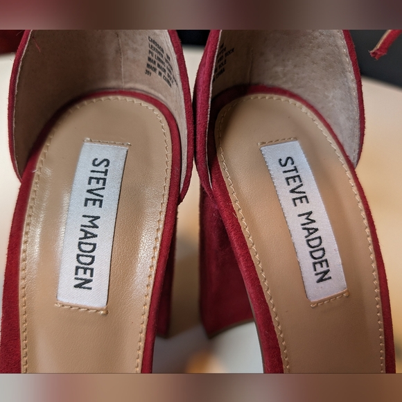 Steve Madden | Carson Dark Red Suede Ankle Strap Platform Heels | 9 - Picture 9 of 13